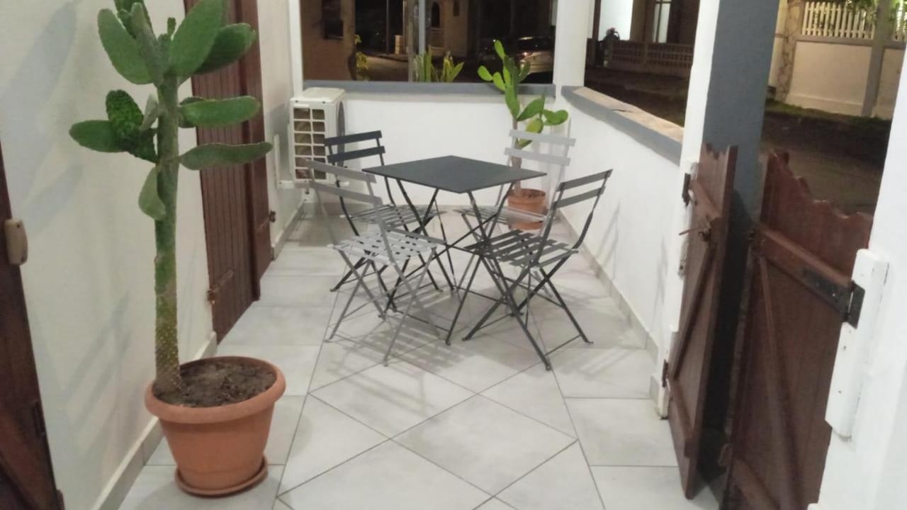 Maison de vacances baca vue sur mer Capesterre Exterior foto